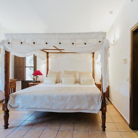 Villa & Guesthouse Paissa D'En Bernat Cala Tarida  Zewnętrze zdjęcie