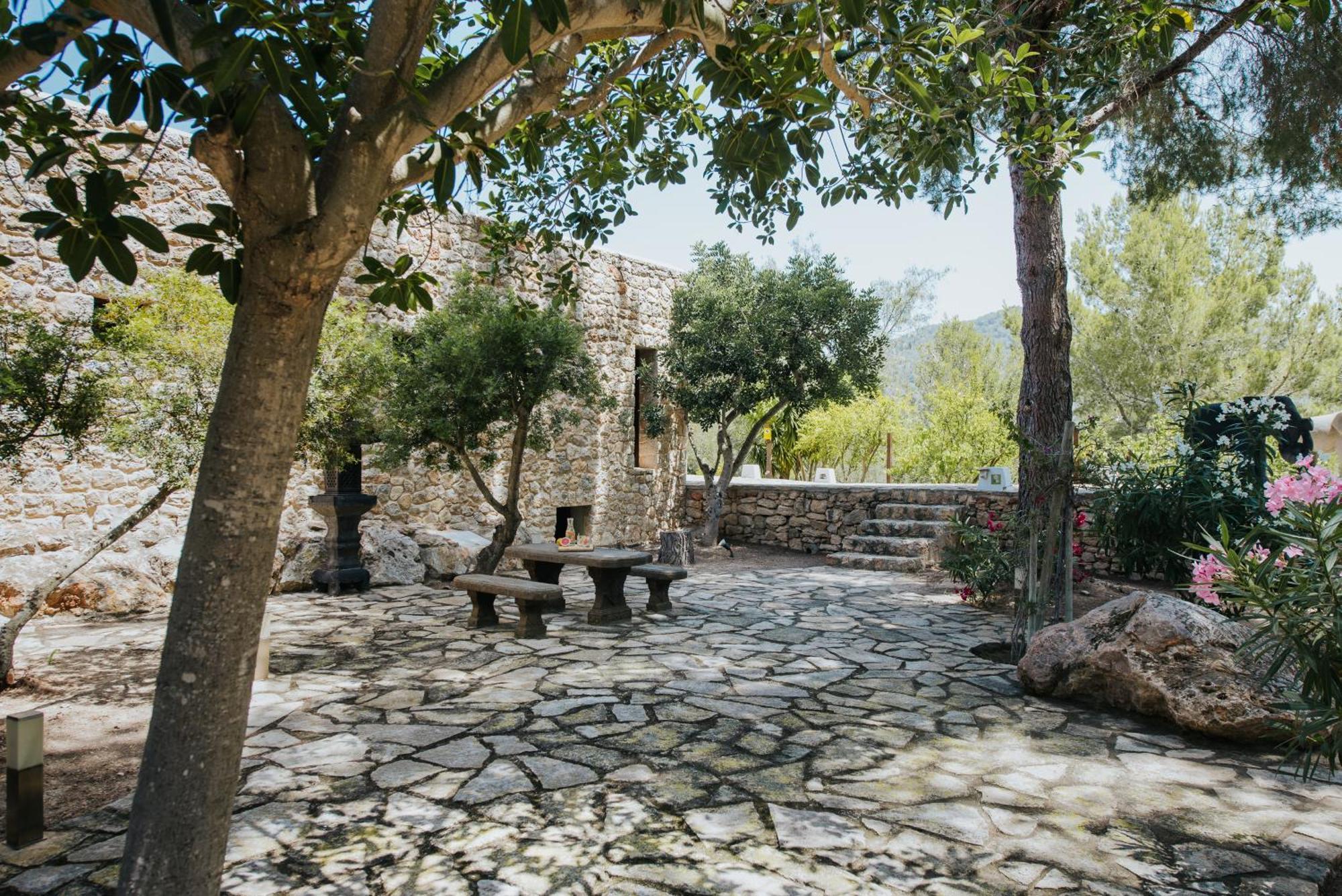 Villa & Guesthouse Paissa D'En Bernat Cala Tarida  Zewnętrze zdjęcie