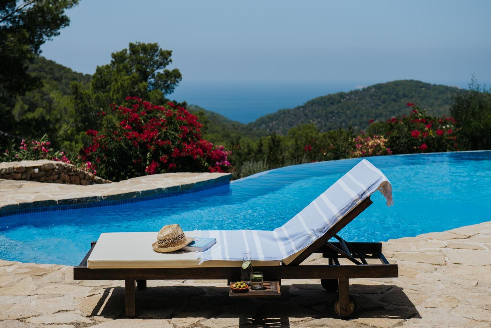 Villa & Guesthouse Paissa D'En Bernat Cala Tarida  Zewnętrze zdjęcie