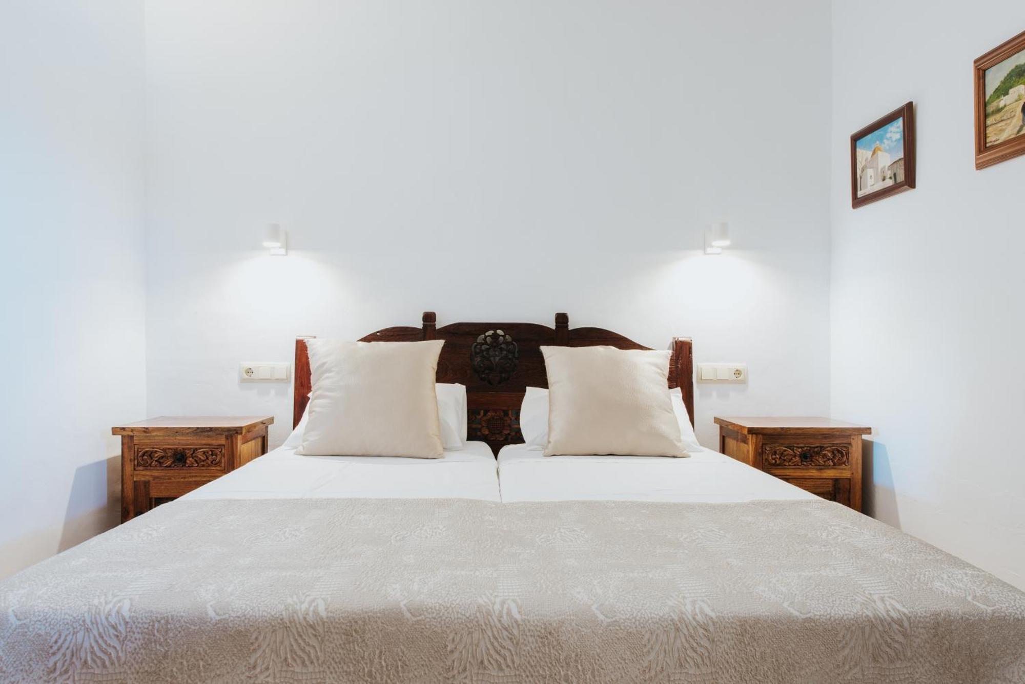 Villa & Guesthouse Paissa D'En Bernat Cala Tarida  Zewnętrze zdjęcie