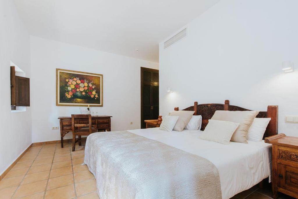 Villa & Guesthouse Paissa D'En Bernat Cala Tarida  Zewnętrze zdjęcie